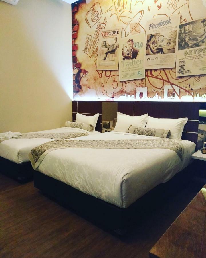 Malang City Boulevard Homestay Exterior foto
